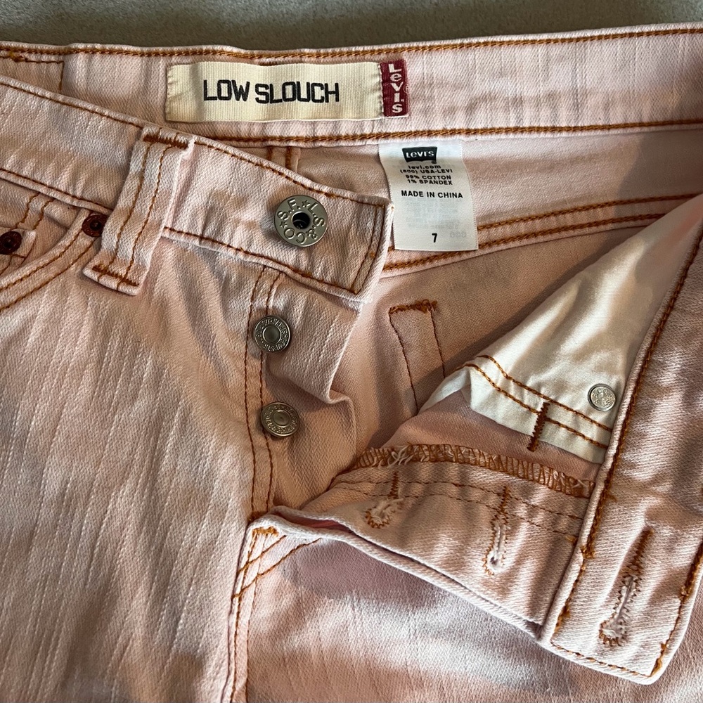 Levi's Women's Low Slouch Button Fly Capris